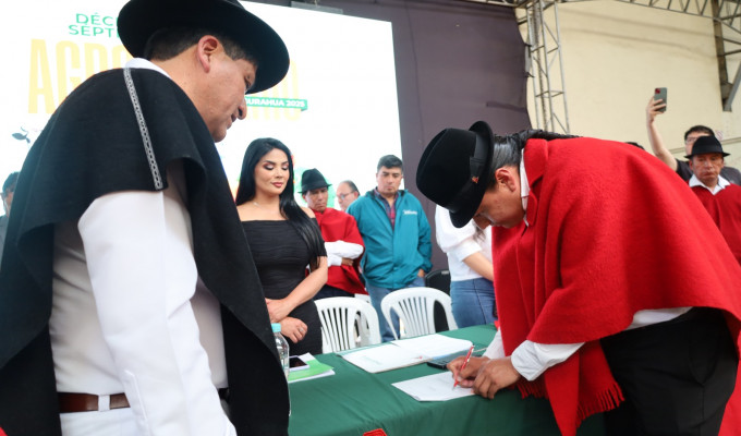¡Se firmó el pacto agro en Tungurahua!