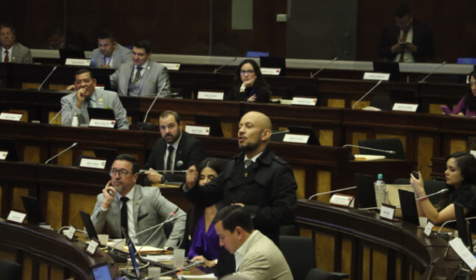 Asamblea aprueba la Ley de Fortalecimiento a las FF.AA.