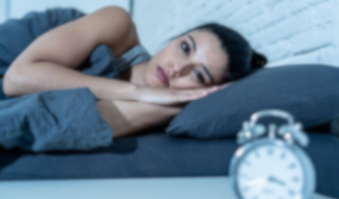 ¿No puedes dormir? Estos alimentos podrían ser la causa.