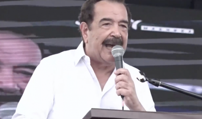 Nebot apoyó la consulta, pero lanzó alerta sobre las preguntas