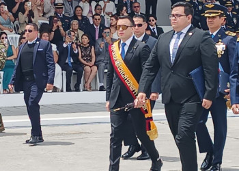 Noboa a la FAE: “Gracias por defender la democracia” en Quito