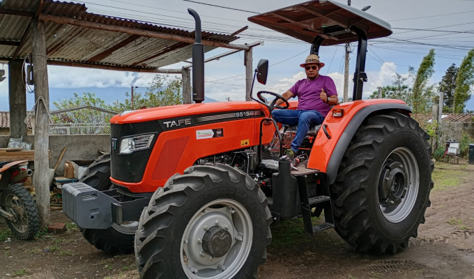 ¡Tras el paro, los tractores llegaron a Otavalo y Urcuquí!