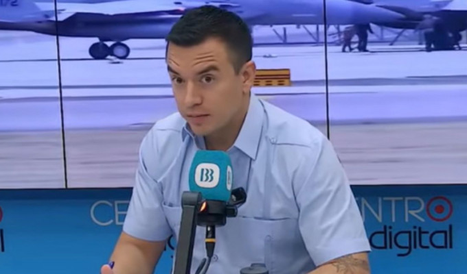 Noboa defendió una base extranjera en Galápagos y explicó su función