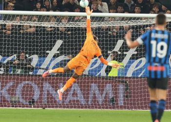 AC Milan empató 1-1 con Atalanta y cedió la punta