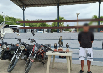 Aprehendido con arma y motos robadas en Portoviejo