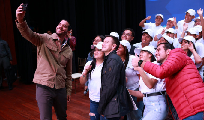 CNE: Noboa debía pedir licencia para hacer campaña por la consulta