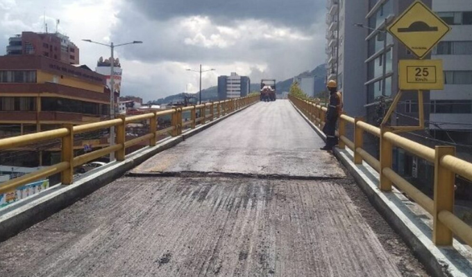 Quito cerrará el paso elevado de la Av. República en pleno feriado