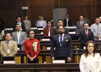 CNE: Noboa debía pedir licencia para hacer campaña por el Sí