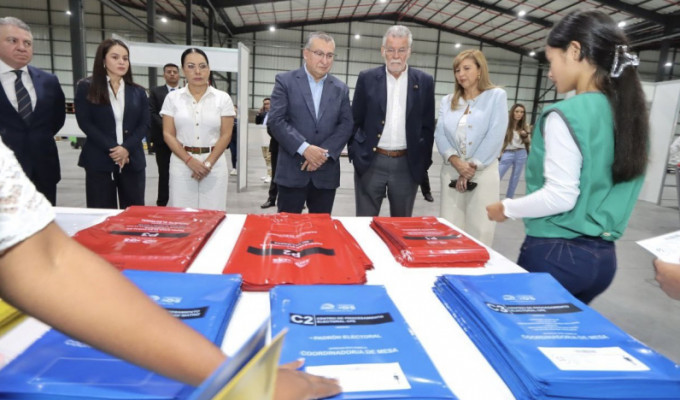 CNE dejó lista la denuncia contra RC ante el TCE por cuentas de 2023