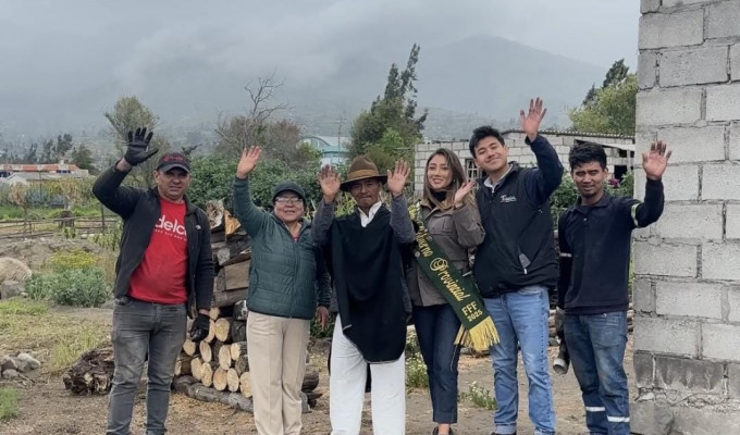 Thaís Vásconez entregó la primera vivienda de TunguAma en Salasaka