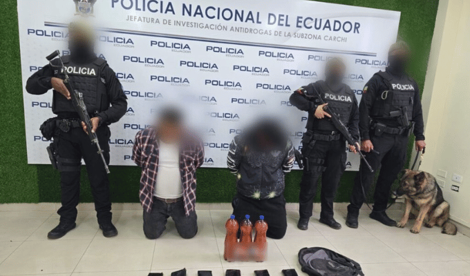 Operativo “Atardecer II” dejó dos aprehendidos por droga en Carchi