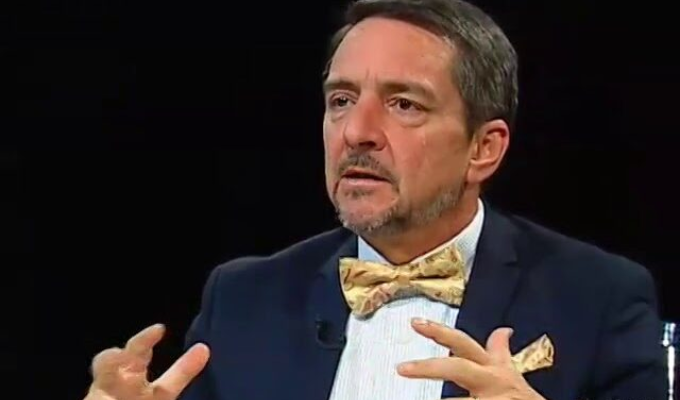 Felipe Vega de la Cuadra confirmó que buscará la presidencia de la RC