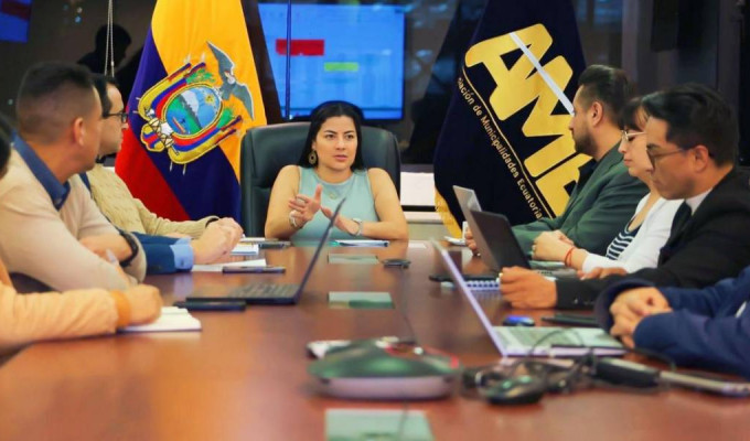 Corte de Azuay desconoce elección de Yuri Colorado en AME