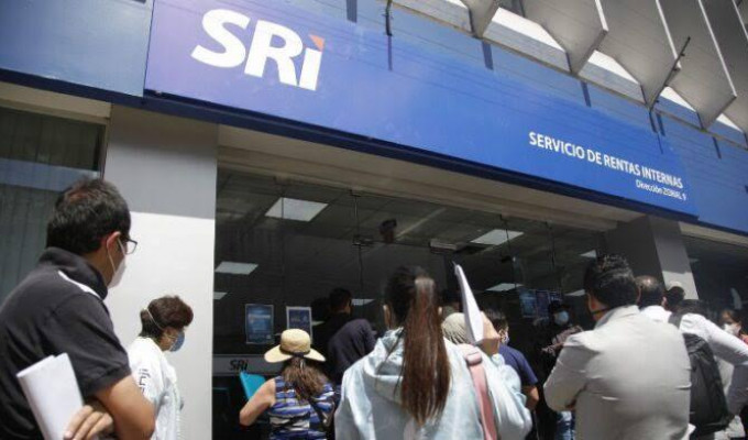 SRI amplía plazo para la declaración, pago de IVA y retenciones