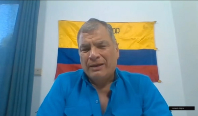 Correa se burla de supuesta terna de Noboa para nueva Constitución