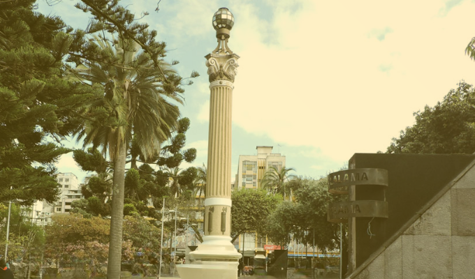 Parque 12 de Noviembre: la historia del monumento que cuida Ambato