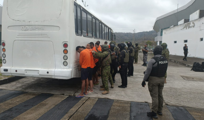 Noboa ofrece megacárcel para 15.000 reos: “cerca” de Santa Elena