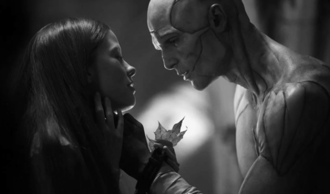 Guillermo del Toro reescribe a Frankenstein con cicatrices de guerra