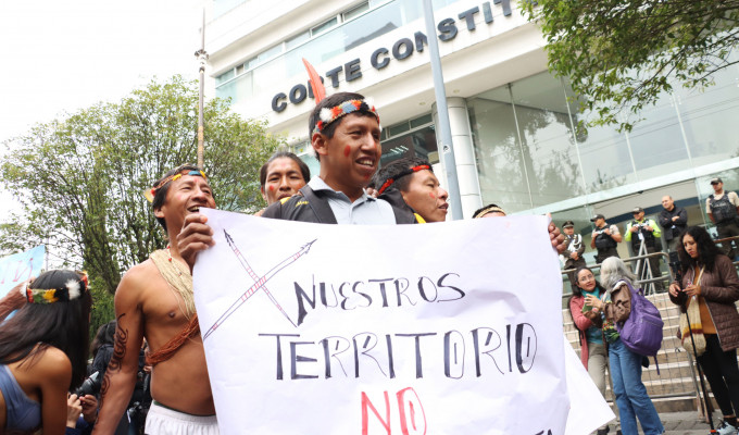 Waorani de Pastaza se plantaron fuera de la Corte Constitucional