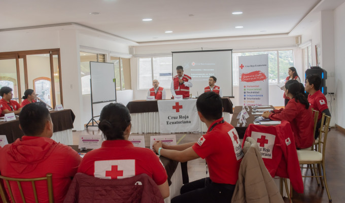 Baños recibe 1.er entrenamiento nacional de equipos de salud