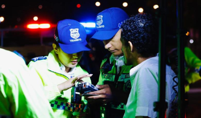 Guayaquil: 10 conductores detenidos por alcohol en operativo de la ATM