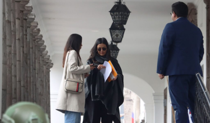 Hijas de Villavicencio llevaron carta a Noboa y apuntaron al correísmo