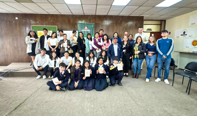 Nace “Mishqui”, la mascota dulce que representa a las abejas