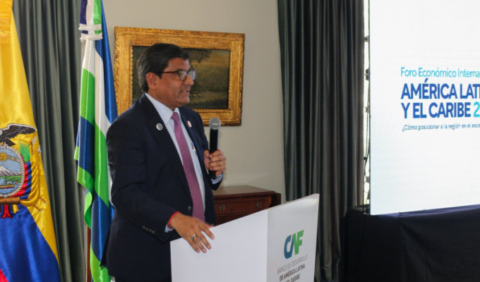 Ecuador negocia con EE.UU. un “acuerdo de nueva generación”