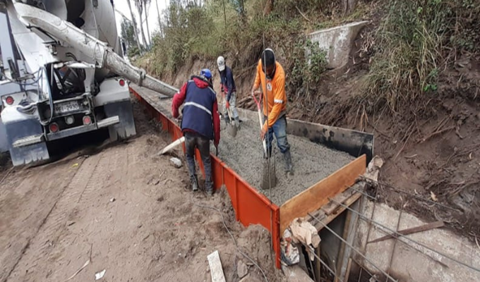 El Tambo celebra: ¡Inversión de $224K para mejorar riego en la acequia