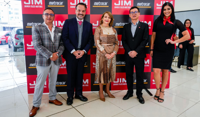 JIM llega a Ecuador con Metrocar y lanza la pickup RE-MAX
