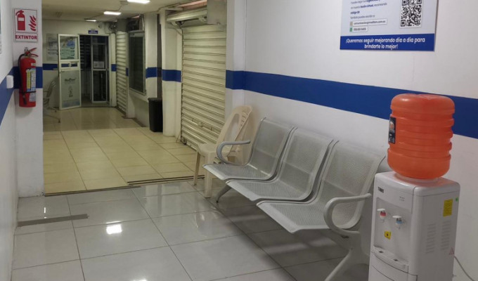 Guayas: 37 clínicas dejan de atender IESS por deuda