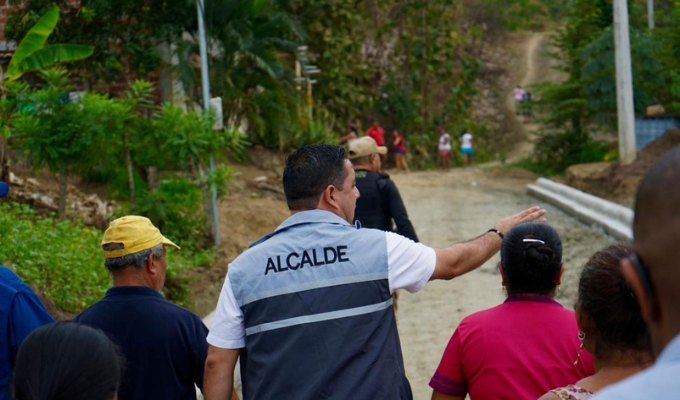 Chone en obra: USD 76.8 millones despiertan 2.275 empleos