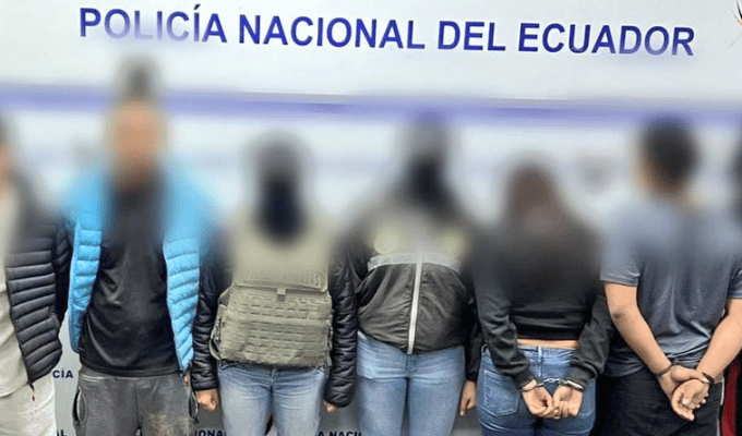 Ambato: cayeron cinco presuntos de “Los Lobos” con armas y droga