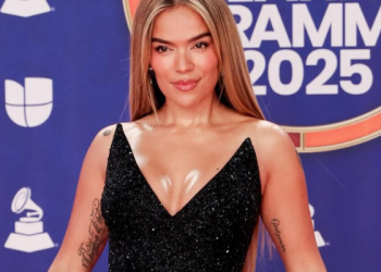 Karol G destapó el universo de Tropicoqueta