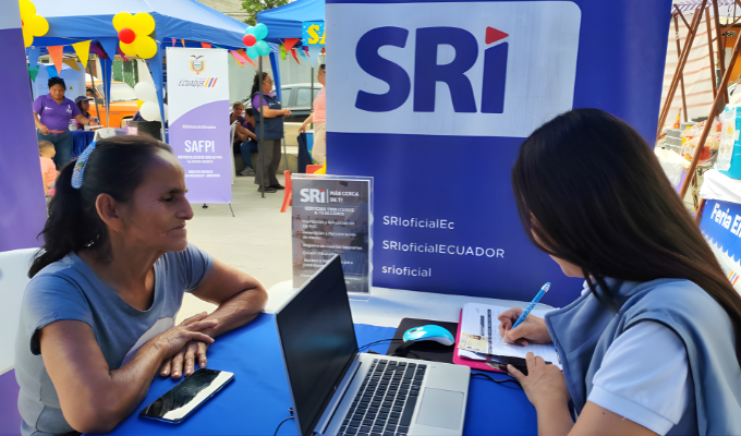 Gobierno debe USD 119 millones por devolución de IVA a adultos mayores