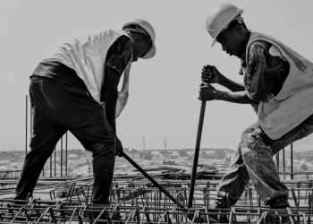 SBU 2026: empleadores plantearon USD 8 y trabajadores pidieron USD 20