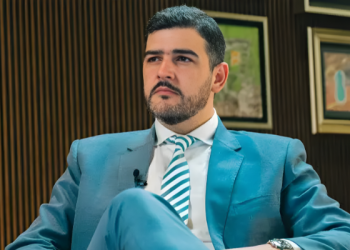 Aquiles Alvarez: “Fui carne de cañón” en la campaña de Luisa González