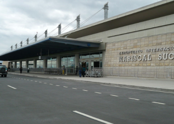 Pararon  a mexicano en Tababela tras confirmar condena en EE. UU.