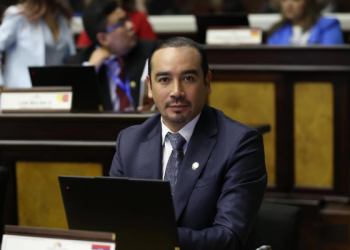 ADN denunció al jefe de la bancada correísta, Juan Andrés González