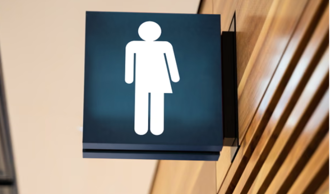 Reino Unido avisa: se vienen reglas para espacios de un solo sexo