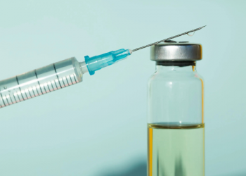 Hombres arriesgan su salud por “agrandar” el miembro en Ecuador