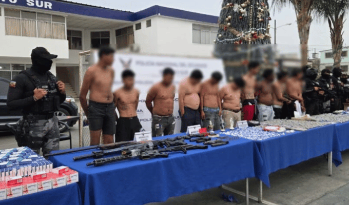Golpe a bandas en Guayaquil y Durán: armas, droga y vehículos