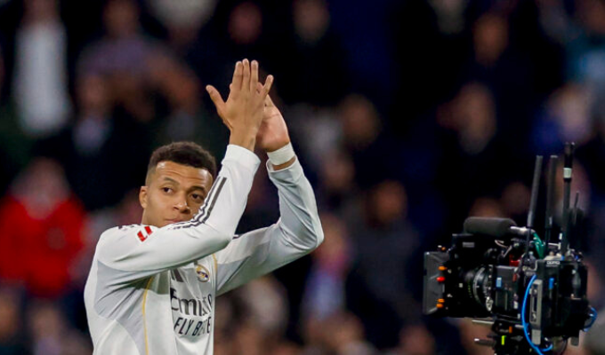 Mbappé igualó a CR7 con 59 goles en el año