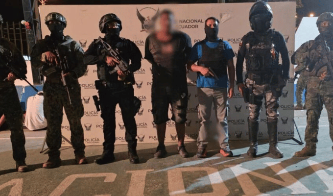 Cuatro aprehendidos por armas y extorsión en Esmeraldas