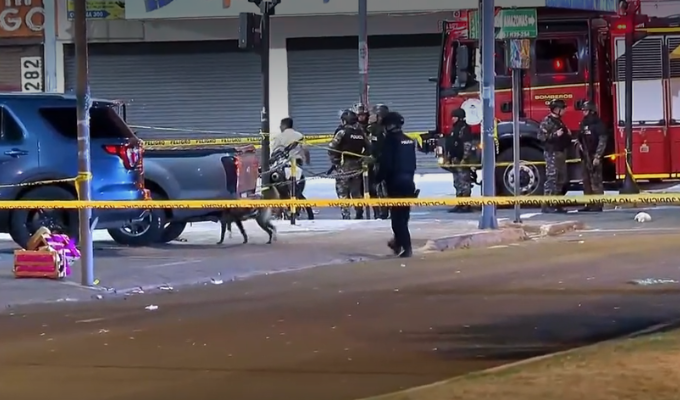 Artefacto sospechoso estalla cerca de la escena del crimen en Quito.