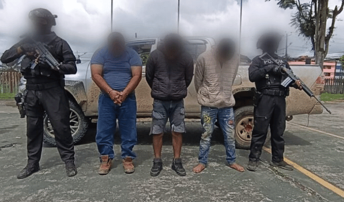 Abatido en persecución por minería ilegal en Santo Domingo