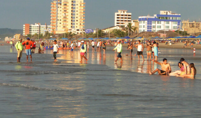 Manta y Puerto López rompieron la racha mala con turistas por montones