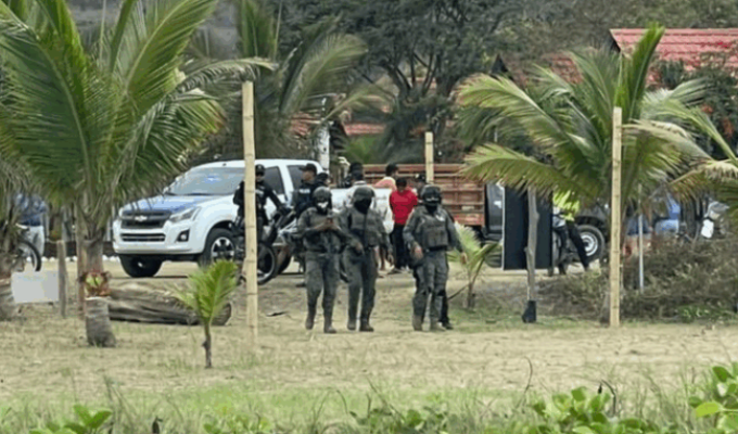 Terror en Puerto López: hallaron cinco cabezas colgadas en la playa
