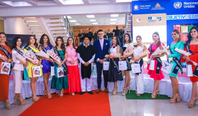 FFF cumple 75 años con talento, carisma y flores en su celebración