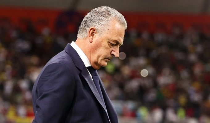 ¡Uff, a pagar! FIFA dicta millonaria multa a la FEF por caso Alfaro